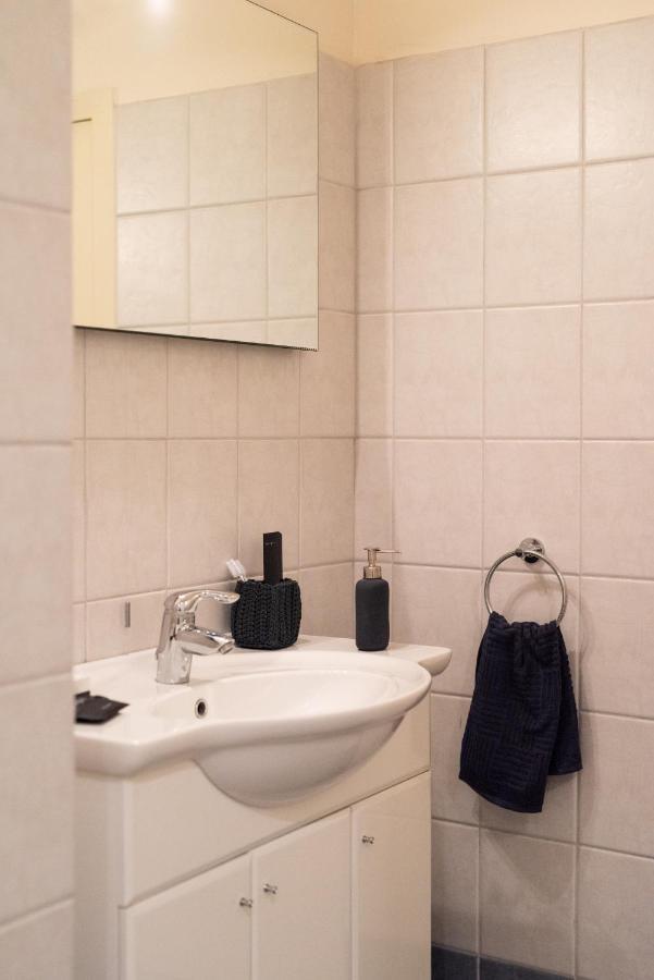 Two Bedroom Apt In Syntagma - Ermou Area Athens Exterior photo